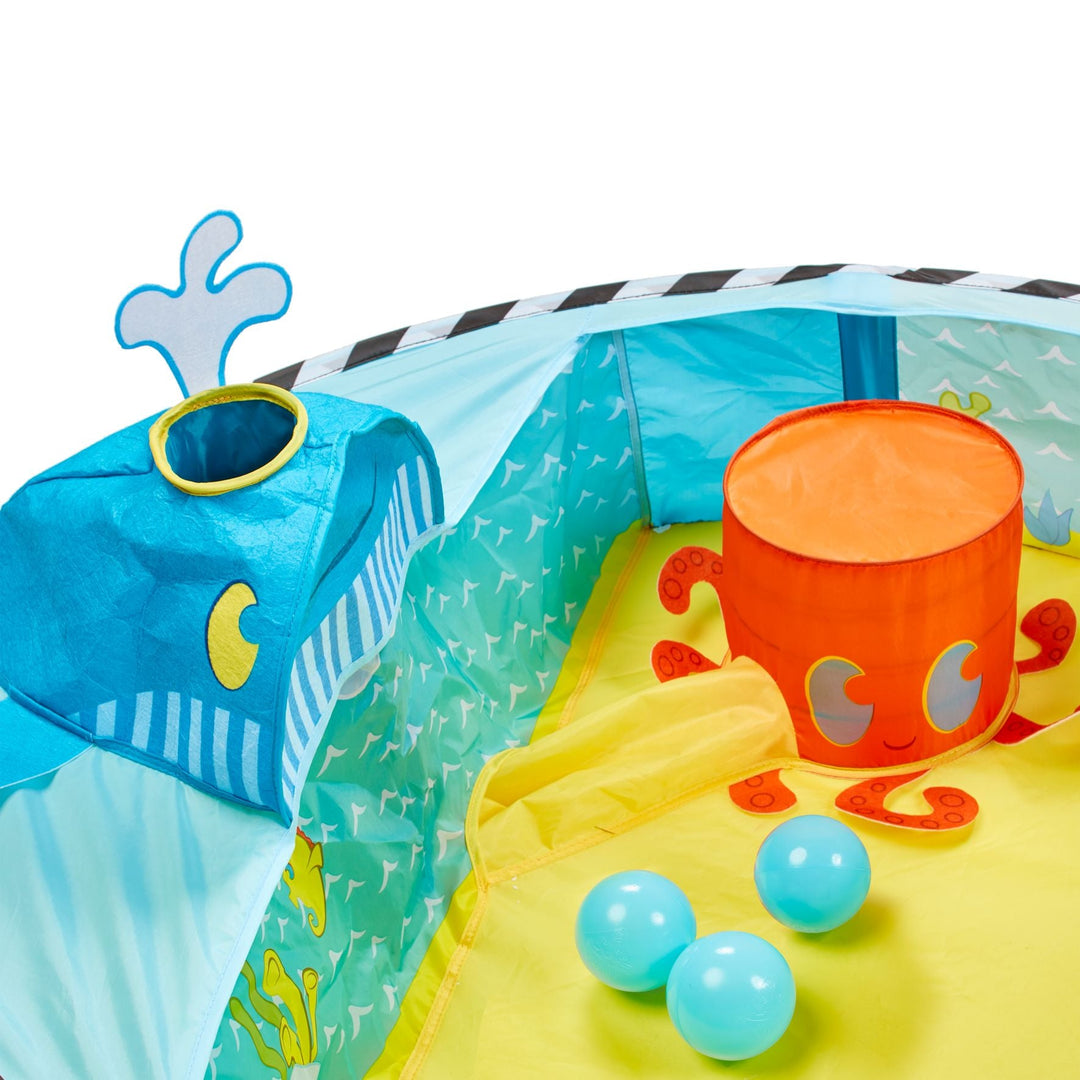 Undersea sensory ball pit with whale launcher, crab and octopus design, featuring three play balls, ideal for baby development.